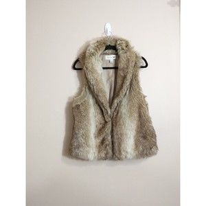 Forever 21 Womens Faux Fur Vest Size Large Tan Brown Vegan Cruelty Free Winter